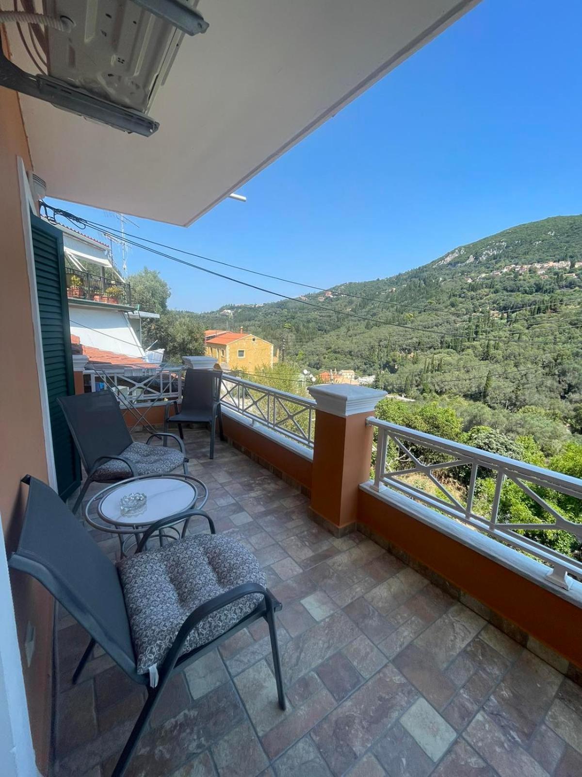 Bados House Apartment Kato Garouna Екстериор снимка